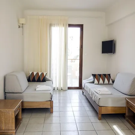 Aristea Aparthotel 4*