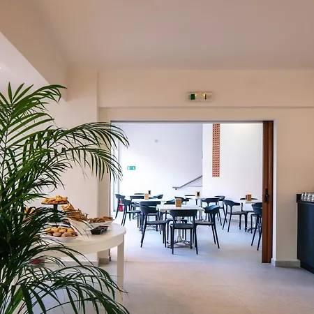 Aristea 4* Rethymno (Crete)