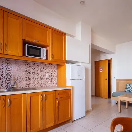Aristea Aparthotel Rethymno (Crete)