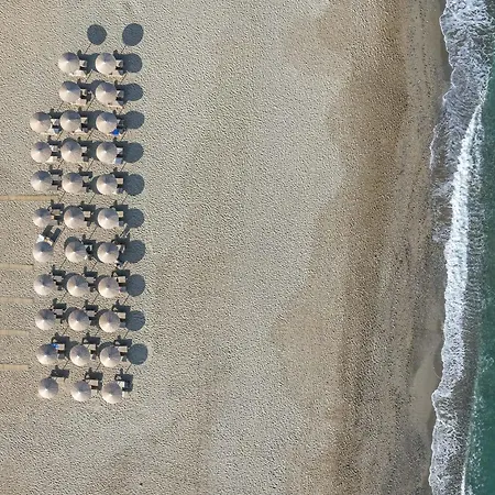 Aristea Apartahotel