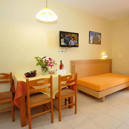 Aristea Aparthotel