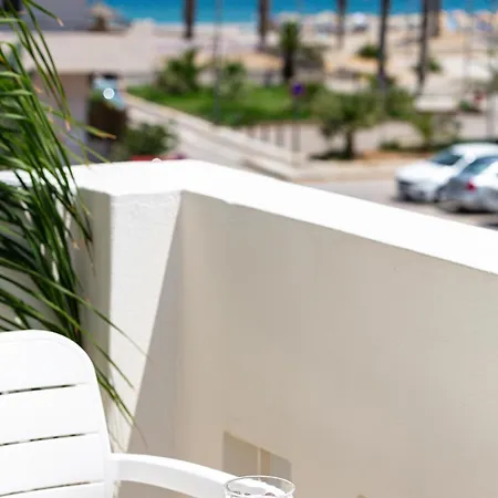 Aristea Aparthotel 2*