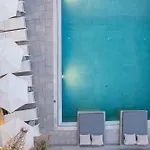 Aristea Aparthotel 4*