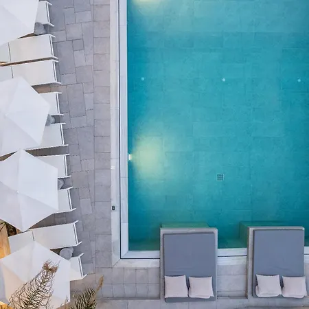 Aristea Aparthotel 4*