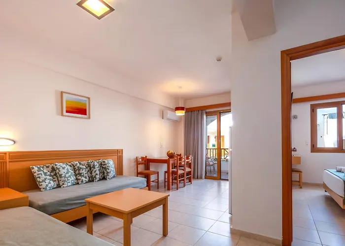 Apartahotel Aristea Rétino